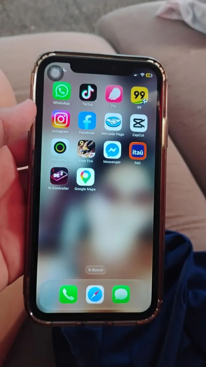Vendo esse iPhone 11 ou troco com vlt  - Foto 5