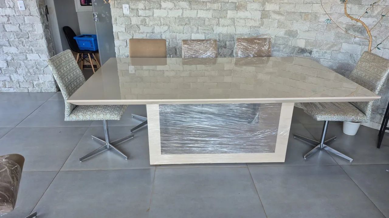 Mesa com 8 cadeiras  - Foto 3