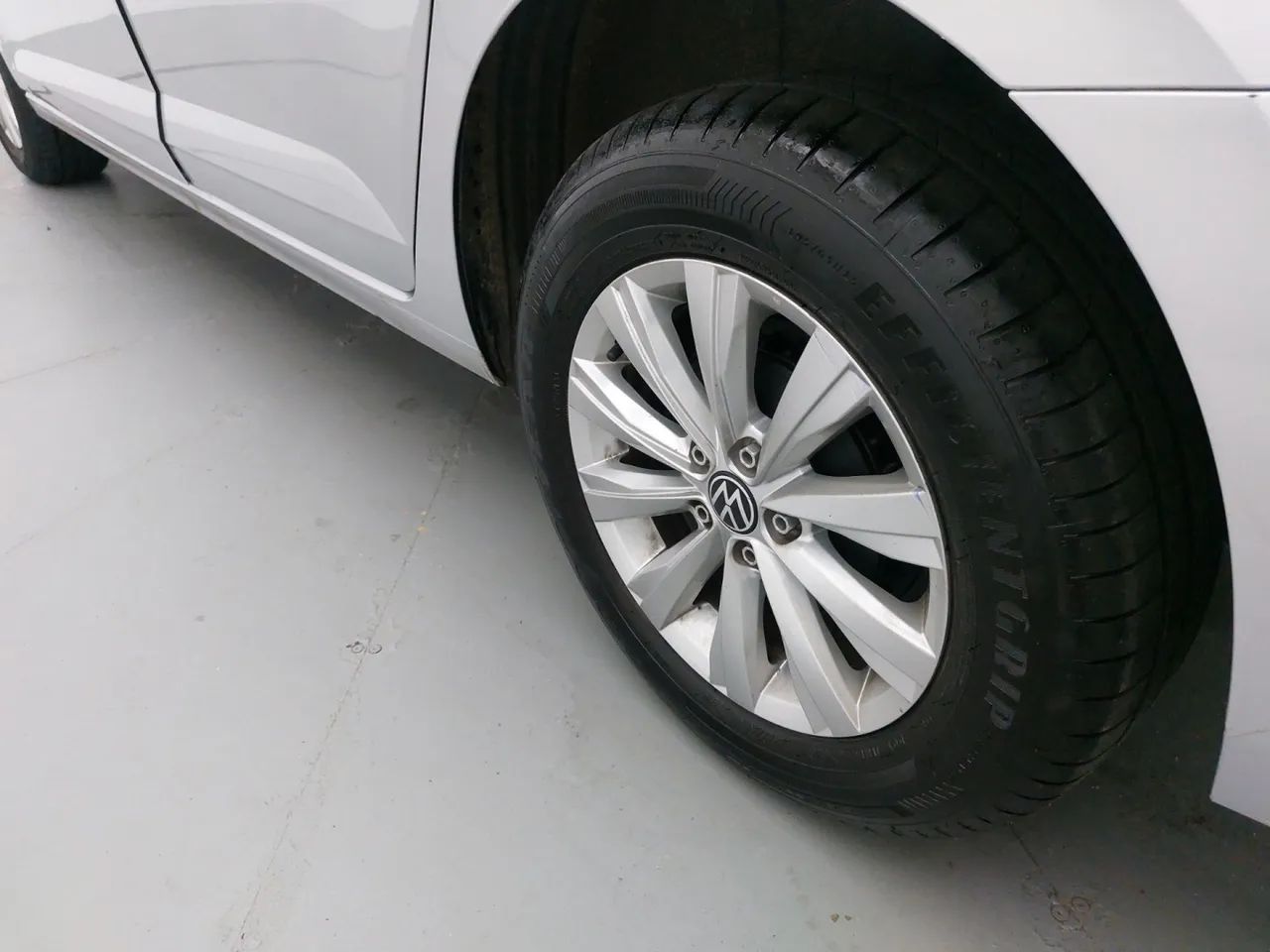 Volkswagen Virtus TSI 1.0 Flex 12V 4p Aut., foto 11 de 18
