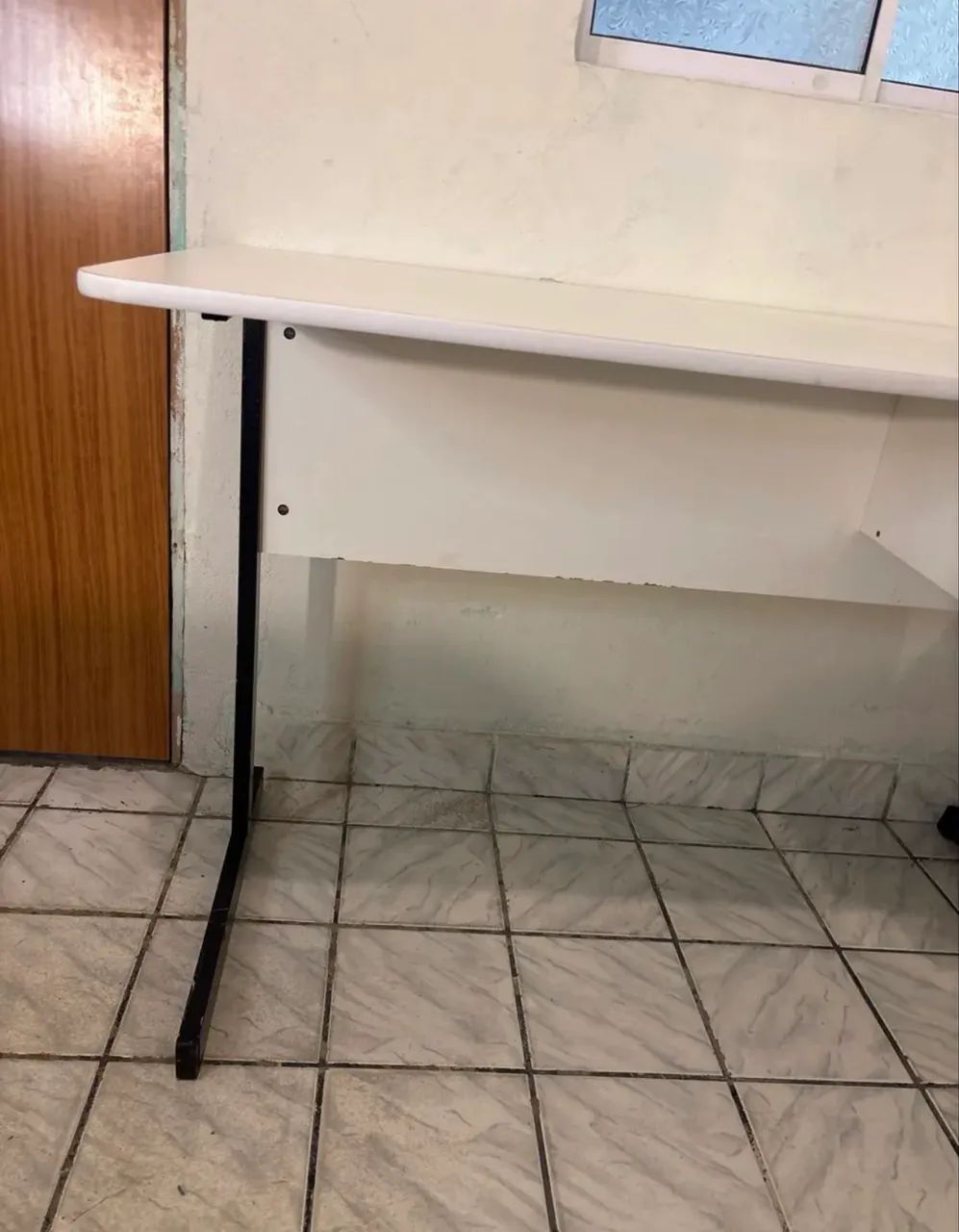 Mesa de escritório e de estudo  - Foto 3