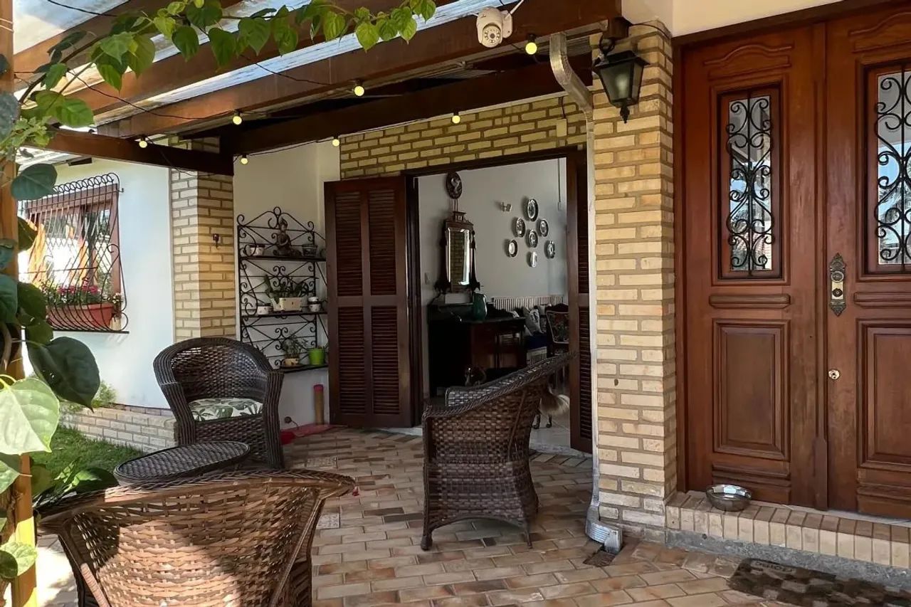 Casa com Piscina e 4 quartos na Praia do Campeche, em Florianópolis. - Foto 4