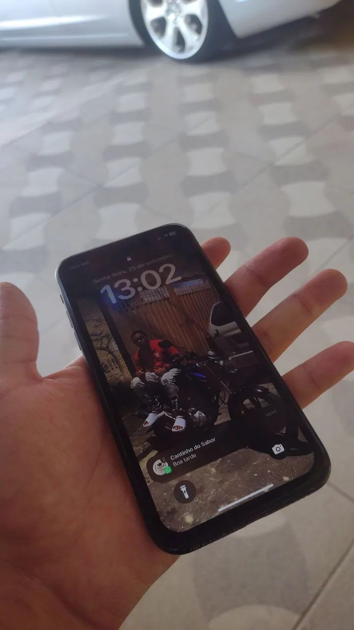 Vende-se iPhone XR 