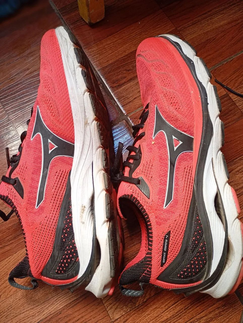 TÊNIS MIZUNO
