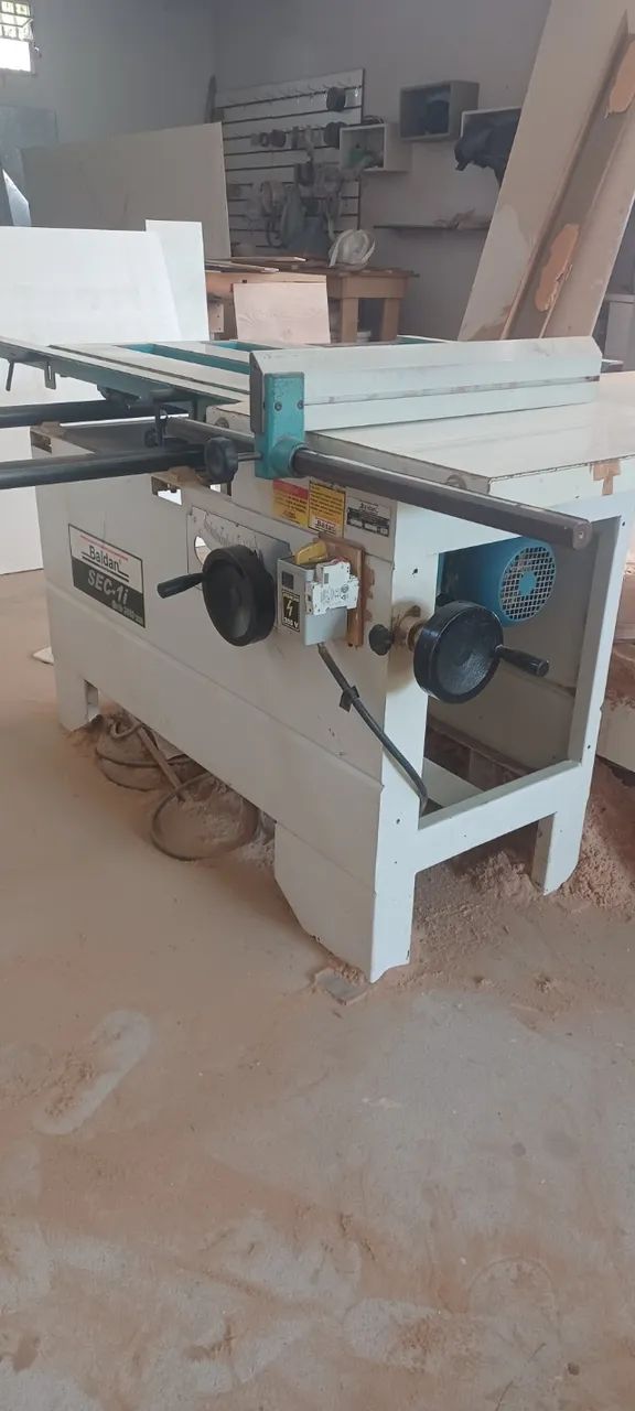 Serra esquadrejadeira Sec1 Baldan Trifásico e eixo inclinável  - Foto 4