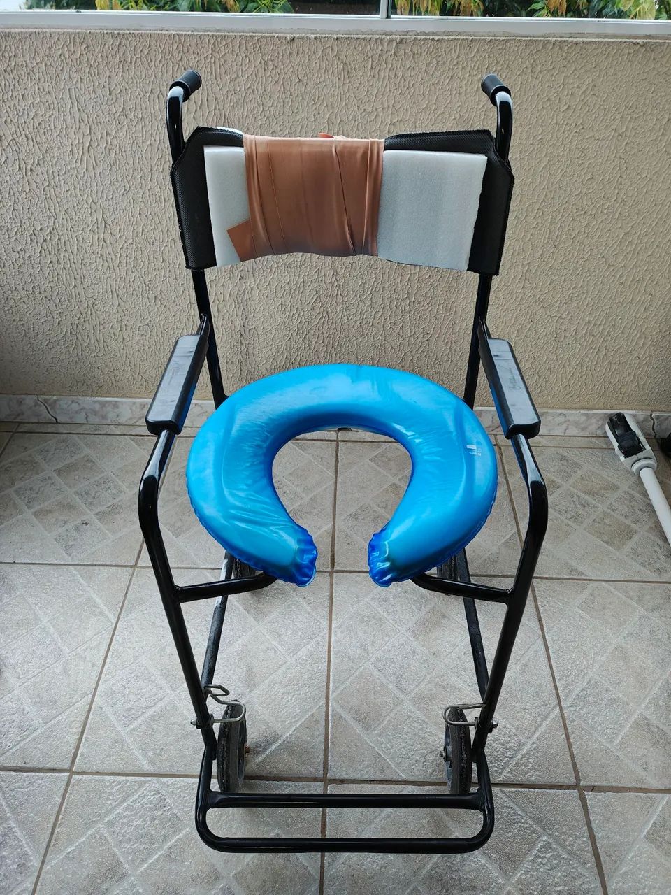 Cadeira de banho  - Foto 2