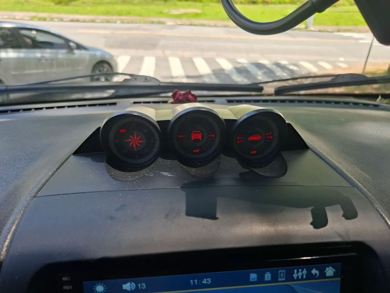 Fiat Idea Adv./ Adv.lock.dualogic 1.8 Flex 5P 2010 - Foto 3