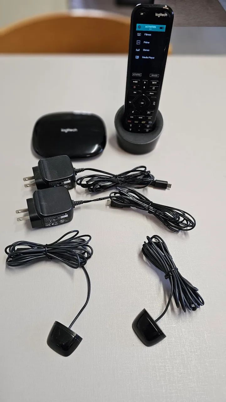 Logitech Harmony Elite - Controle remoto universal completo  - Foto 4