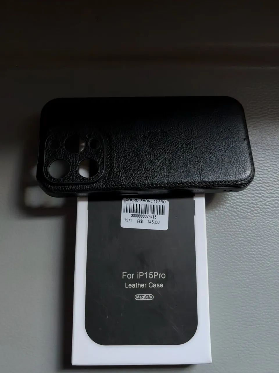 Capinha iPhone 15 Pro couro - Foto 2