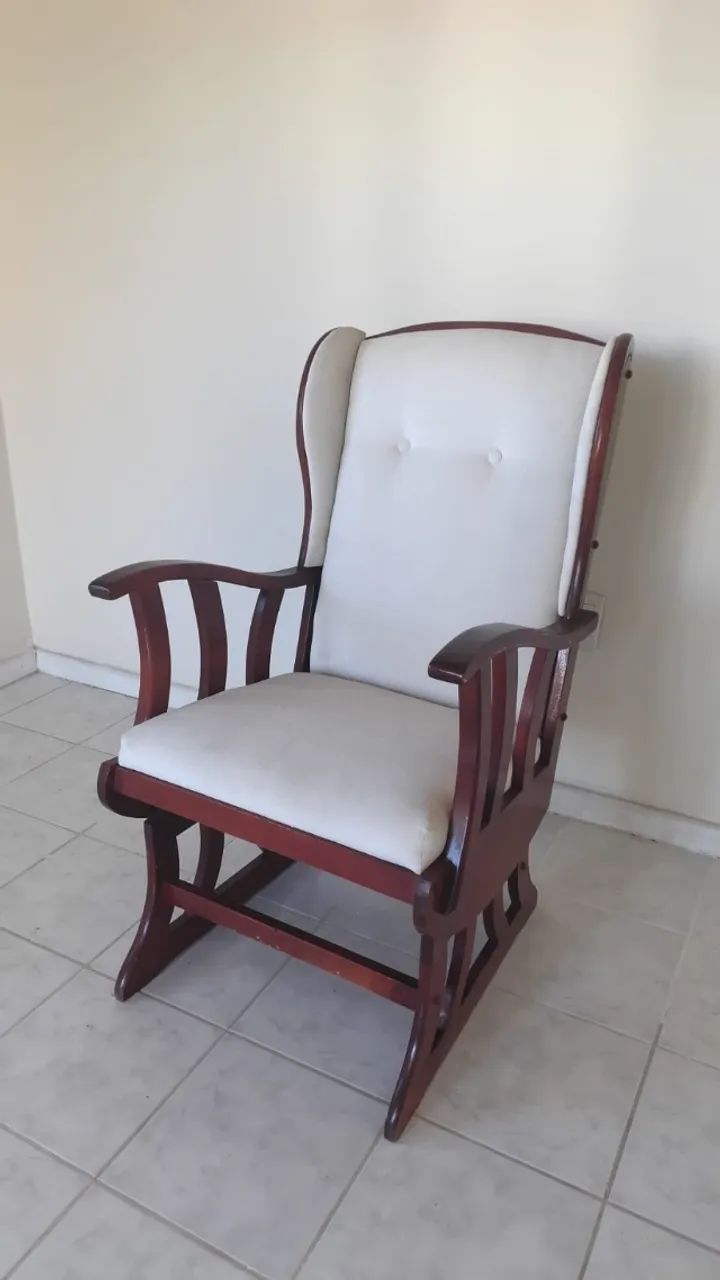 CADEIRA DE BALANÇO - Foto 4