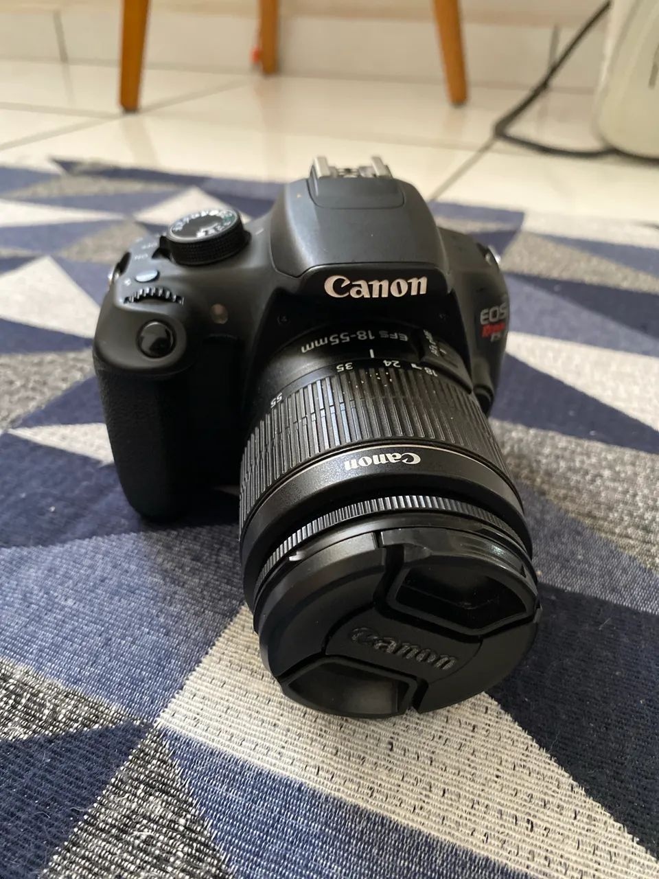 Câmera Canon EOS REBEL T5