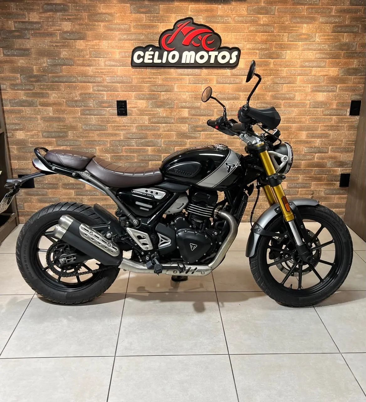 SCRAMBLER 400 X PRETA 2024/2025