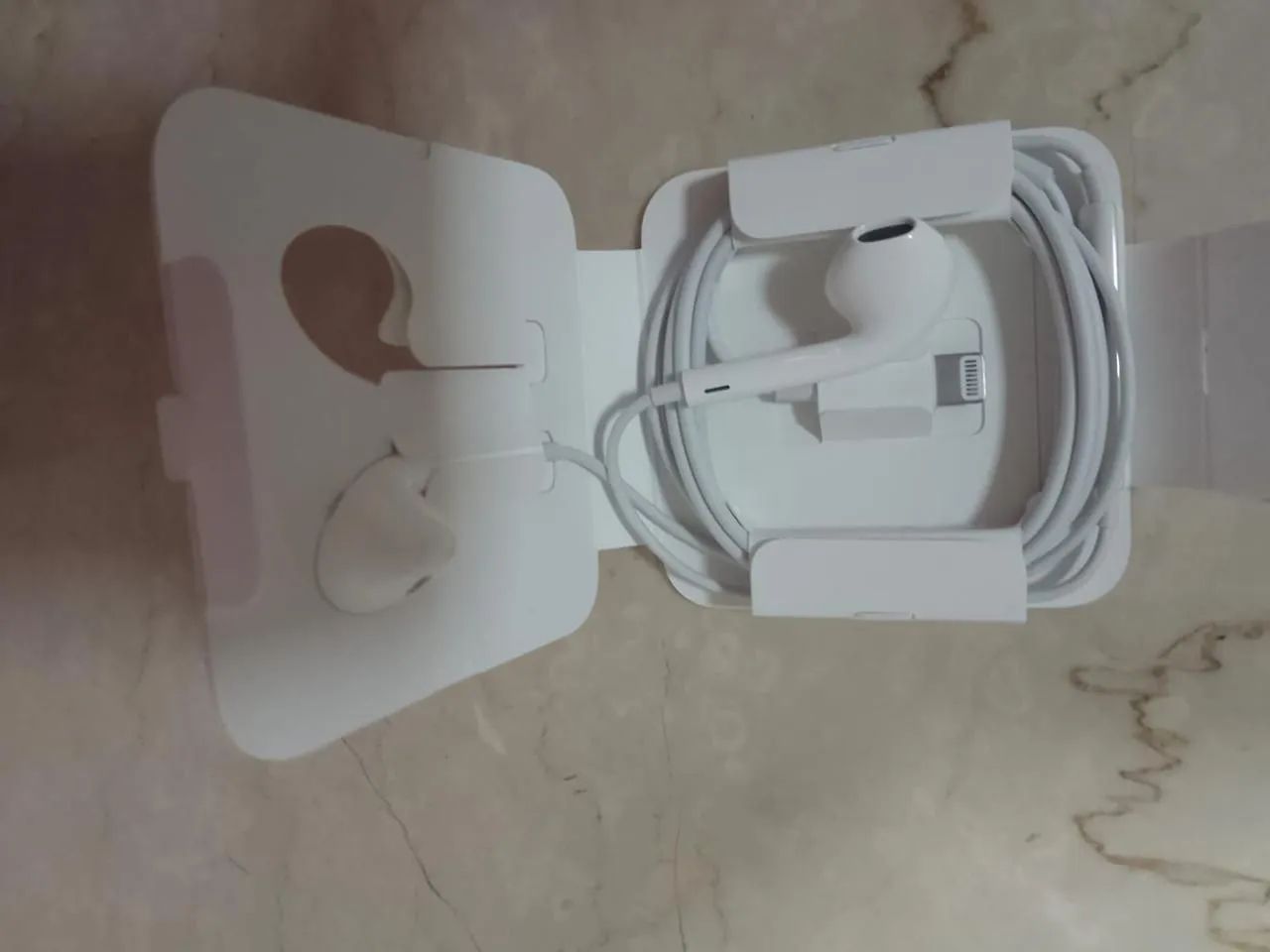 fone da Apple com fio - Foto 2