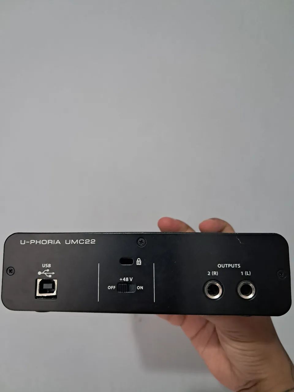 Interface Behringer U-Phoria UMC22  - Foto 3