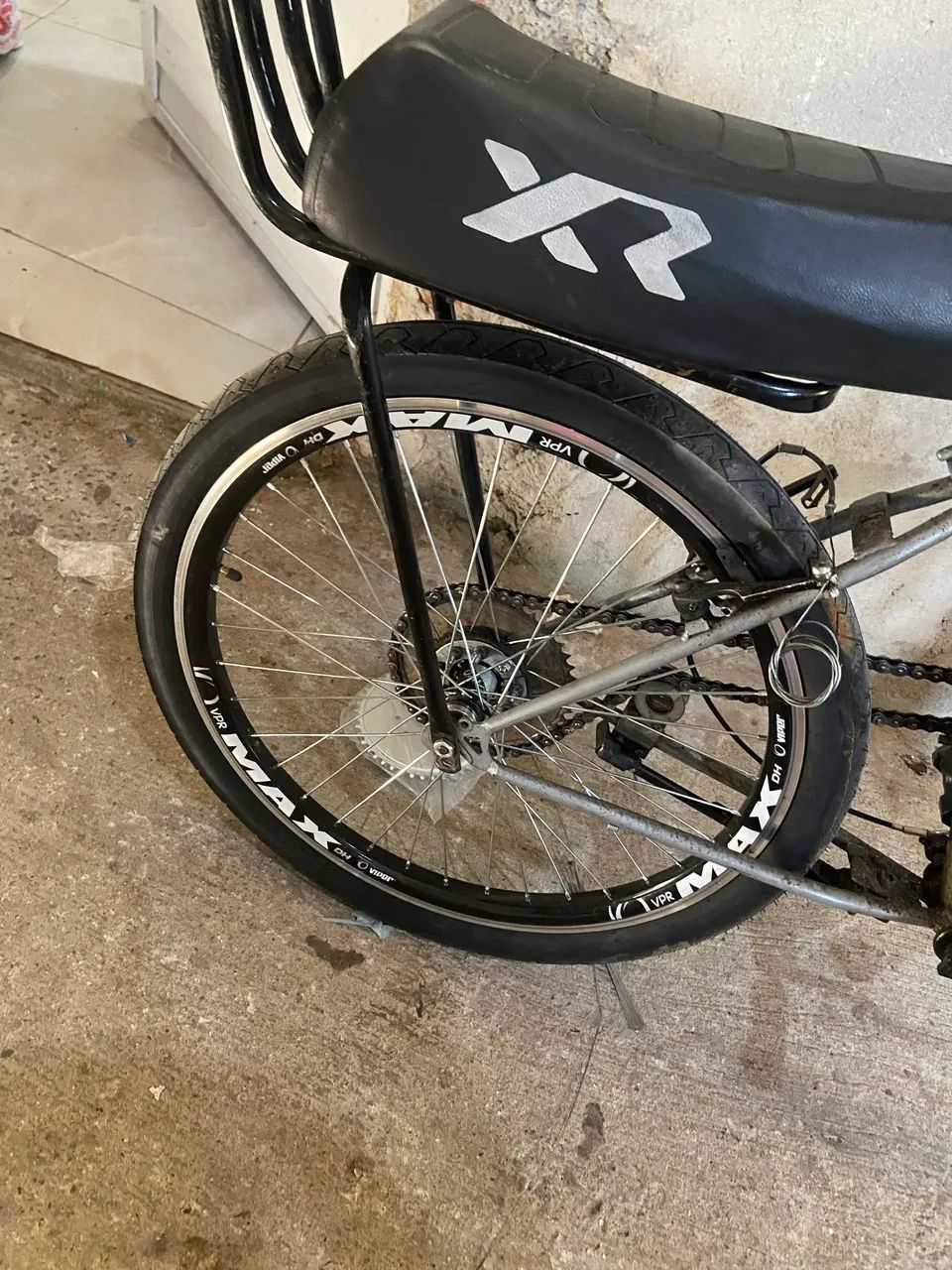 Vendo bicicleta motorizada 2T completa - Foto 2