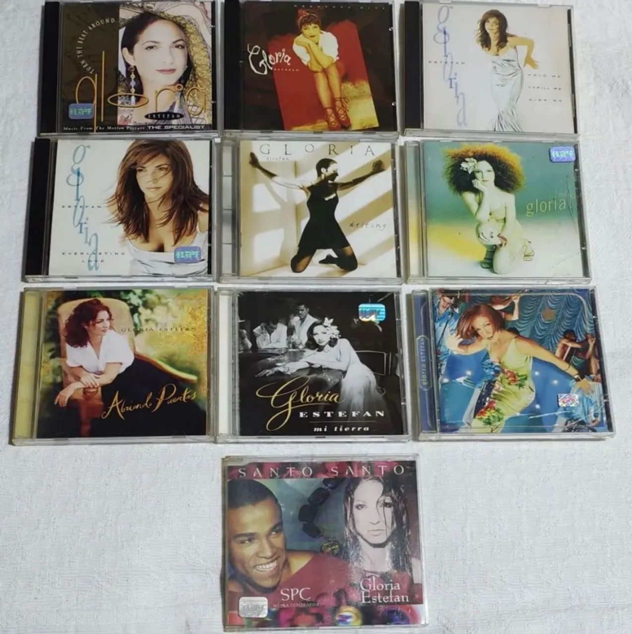 Lote com 18 cds e 4 dvds