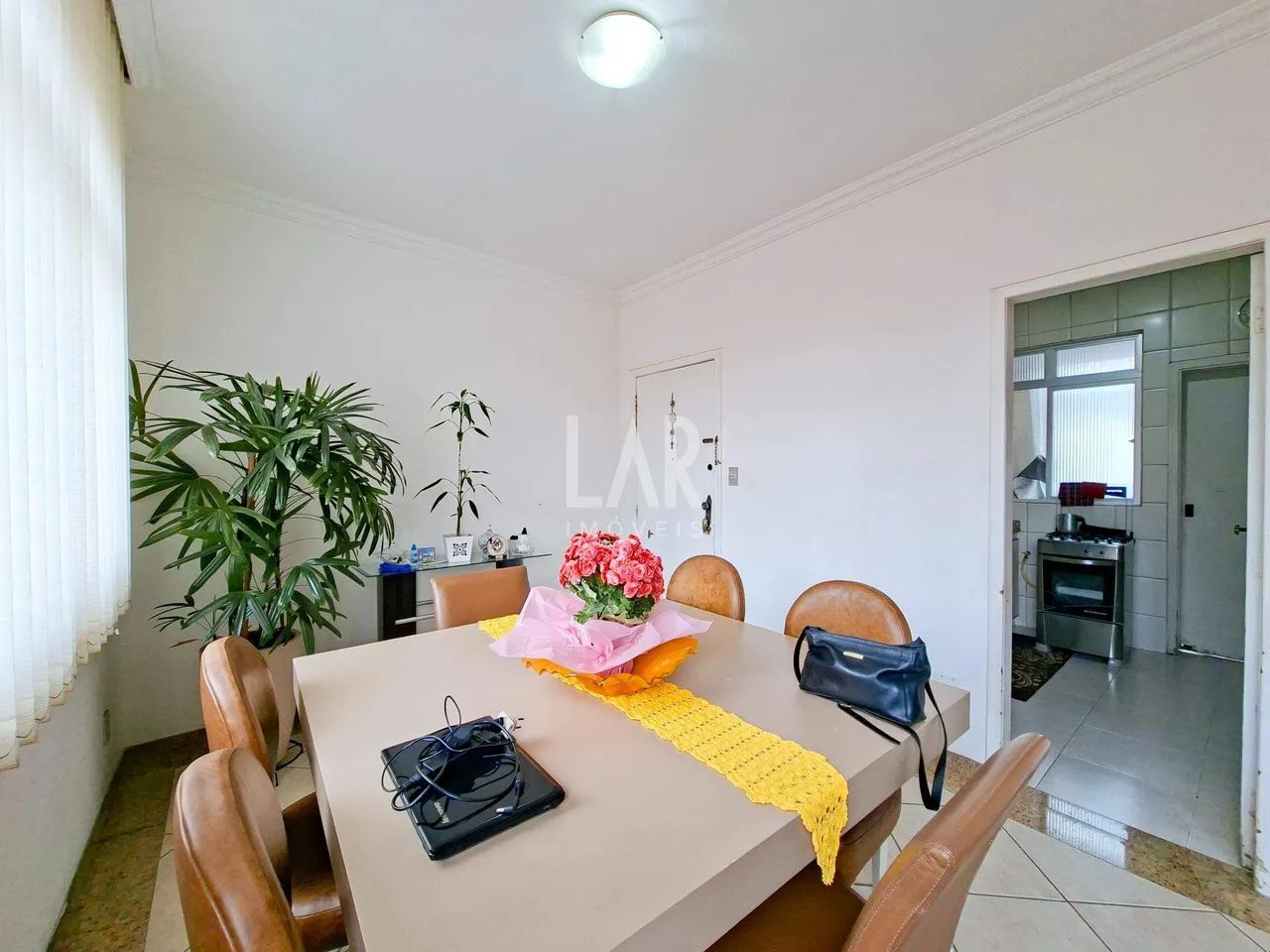 Apartamento Amplo com 130m² e 3 Quartos no Nova Suíça - Foto 2