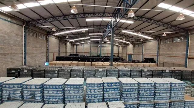 Galpão Logístico com 1.900m² A.C. pé dir 8 mts, Docas, escritórios, em Terreno de 6300m² n - Foto 5