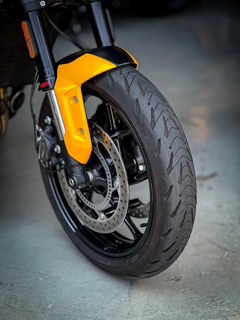 TRIUMPH TRIDENT 660 ABS 2026  - Foto 2