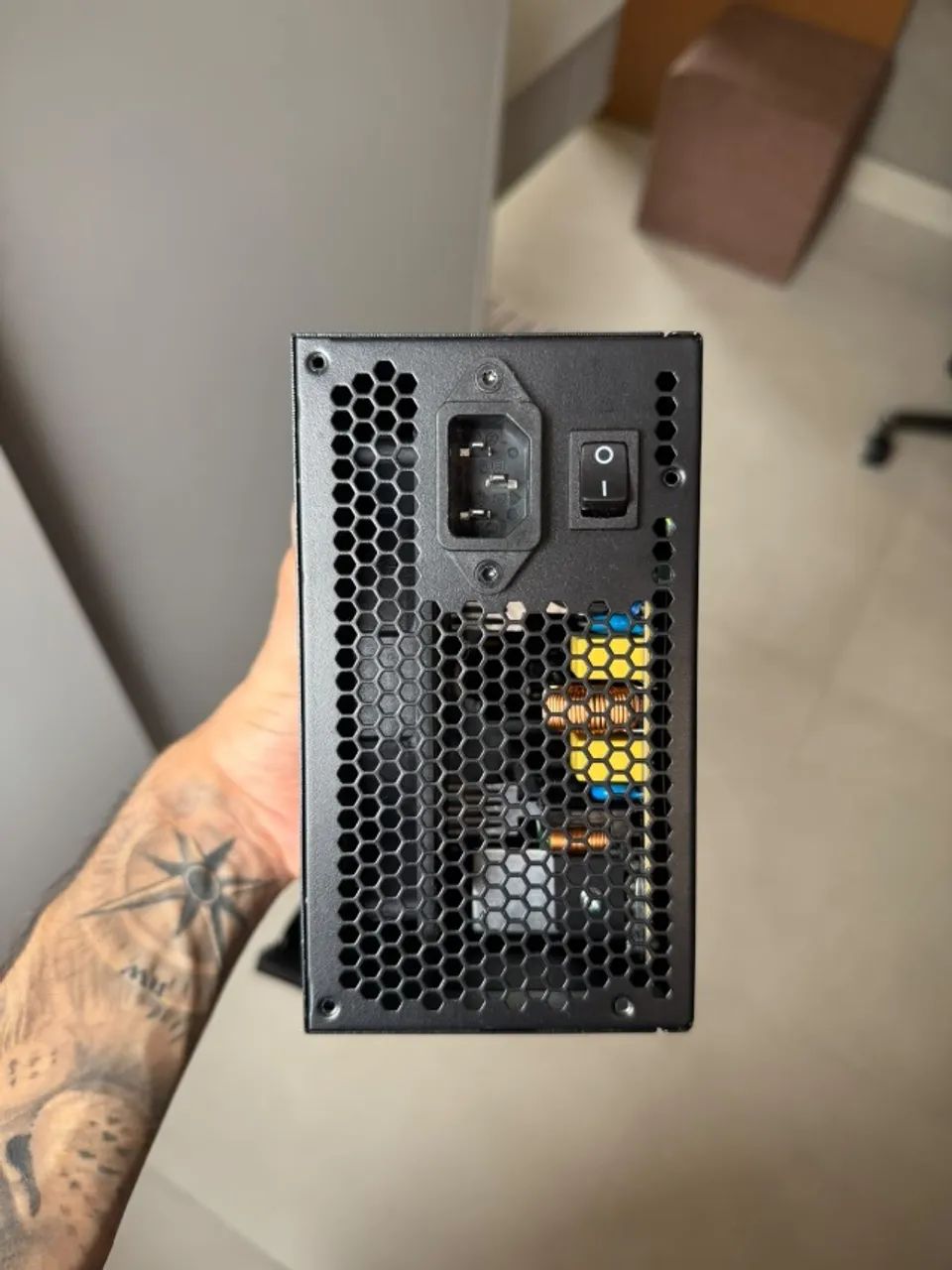 Fonte Gigabyte P550B | 80 Plus Bronze - Foto 4