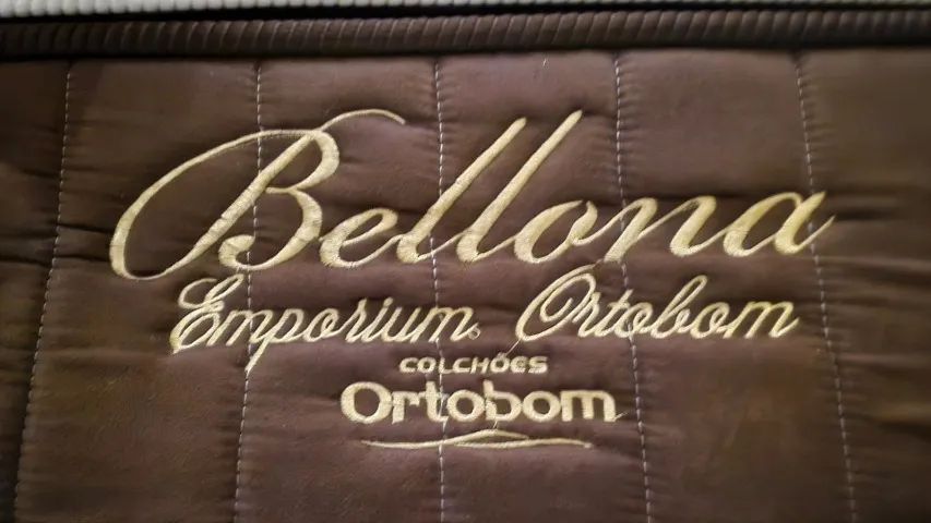 Oportunidade: Colchão semi-novo Super King Ortobom