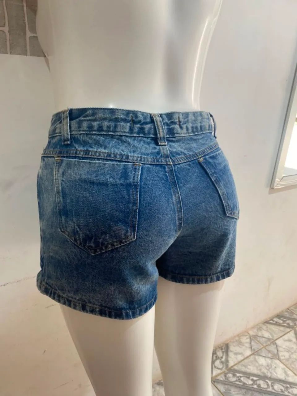 Shorts e saias e tops jeans  - Foto 4