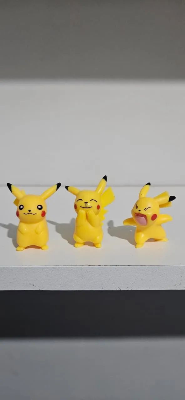 ACTION FIGURE POKÉMON  LOTE -  PIKACHU