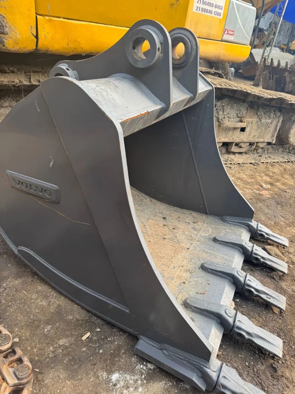 CONCHA VOLVO EC210 - Foto 2