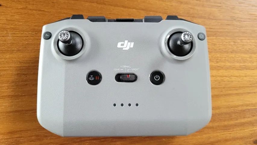Drone DJI Mini 3 - Super Novo - duas baterias - Foto 3