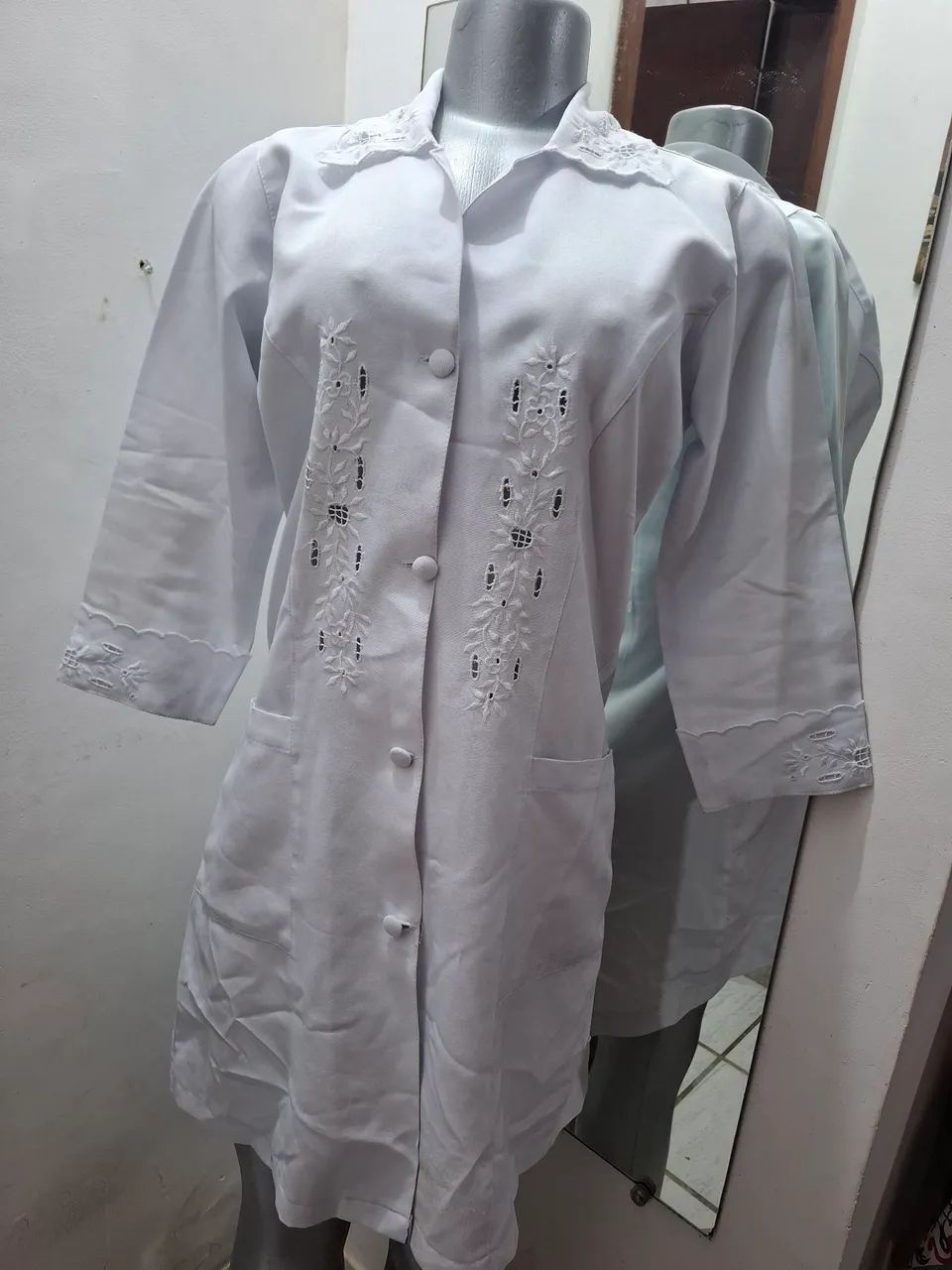 Jaleco Branco bordado