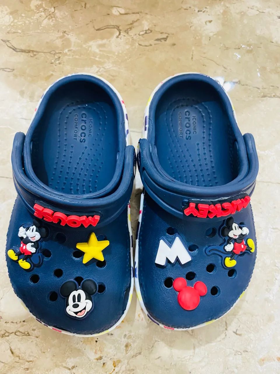 Sandália crocs - Foto 4