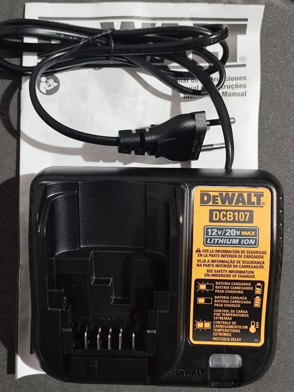 BATERIAS 20V 2ah + CARREGADOR DeWALT ORIGINAIS - Foto 3