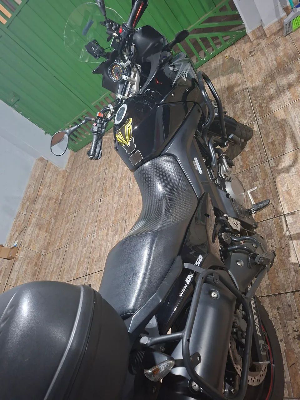 Suzuki Vstrom 650 2011 - Foto 2