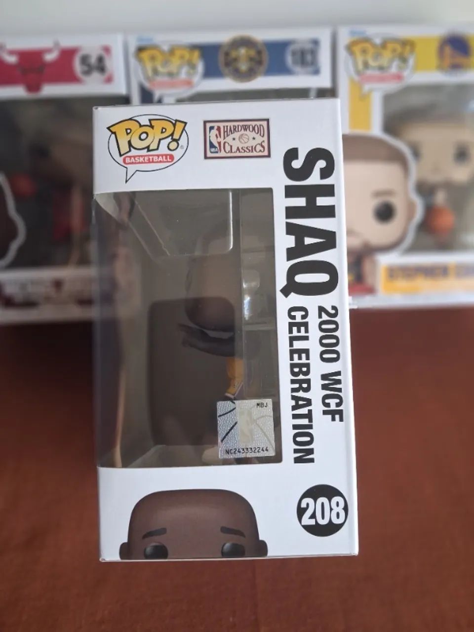 Funko Pop Shaquille O'Neal #208 NBA Original Com Caixa - Foto 2