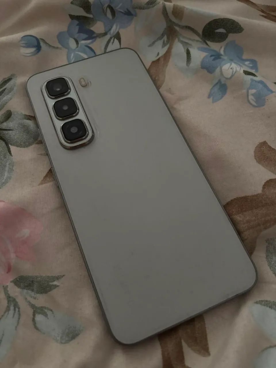 Celular infinix hot 50 pro 256G - Foto 3