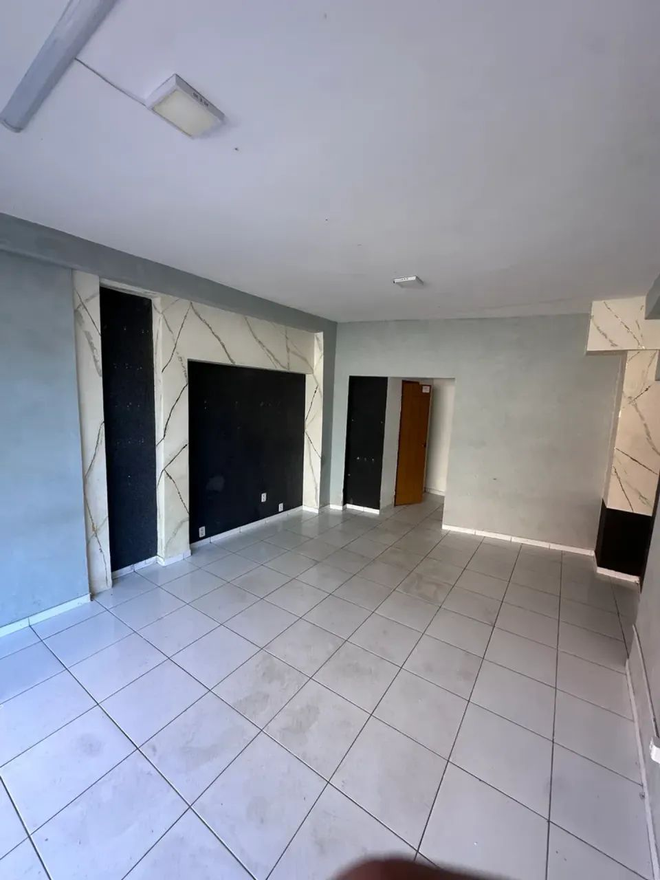 Ponto Comercial no Alecrim, medindo 28m² com banheiro - Foto 2