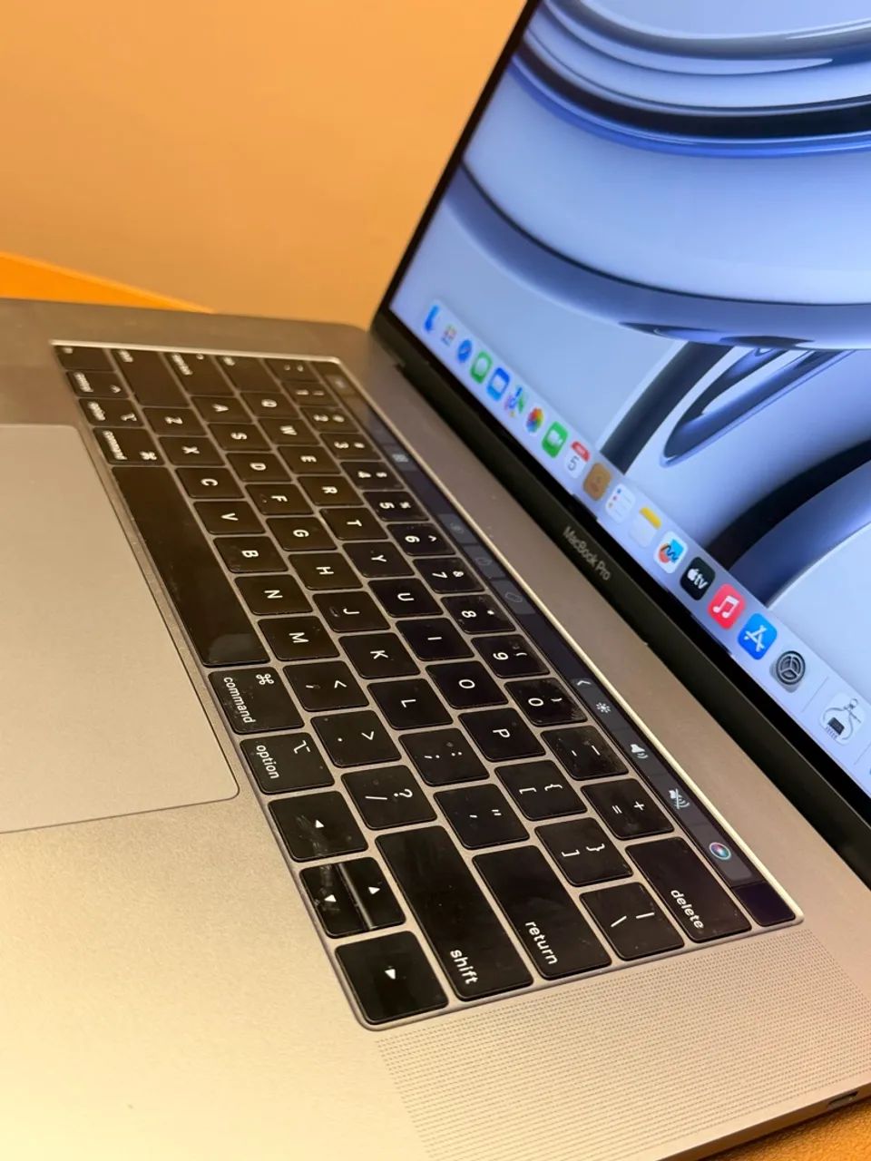 (6 meses de garantia) MacBook Pro 2018 15`` 16GB com 6 meses de garantia  - Foto 3