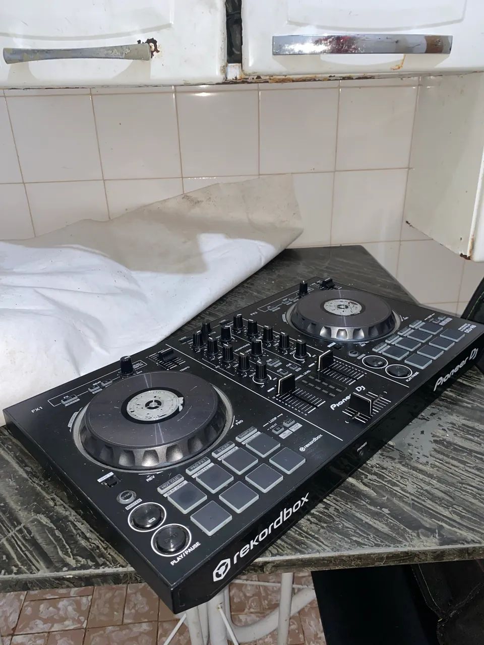 CONTROLADORA DJ PIONNER DDJ RB
