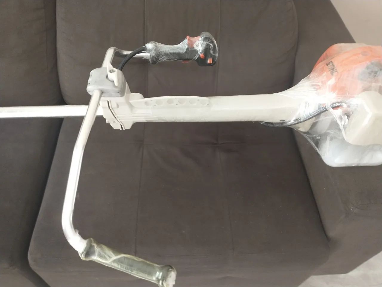 Roçadeira a combustão STIHL FS 380 - Foto 2