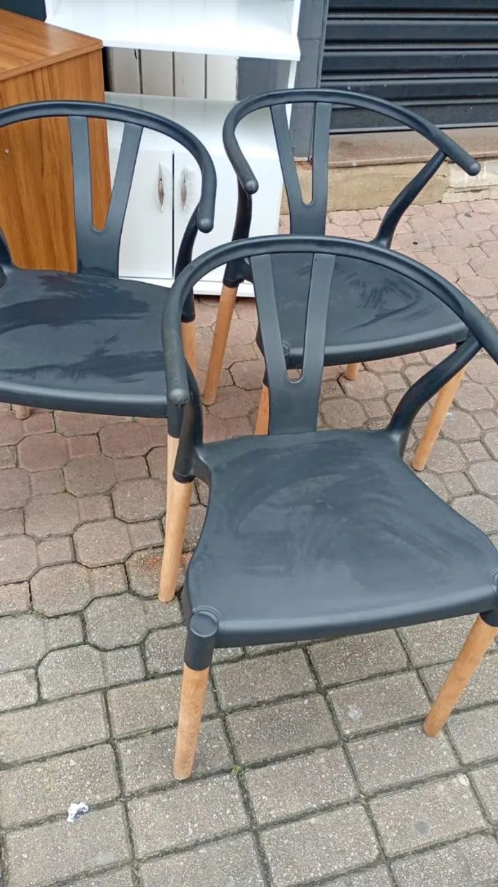 3 Cadeiras Eames DAR semi novas - Foto 4