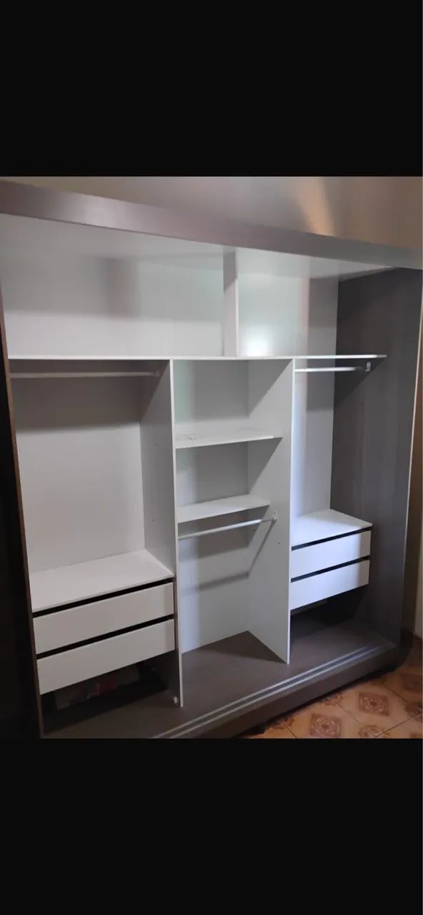 Guarda roupa