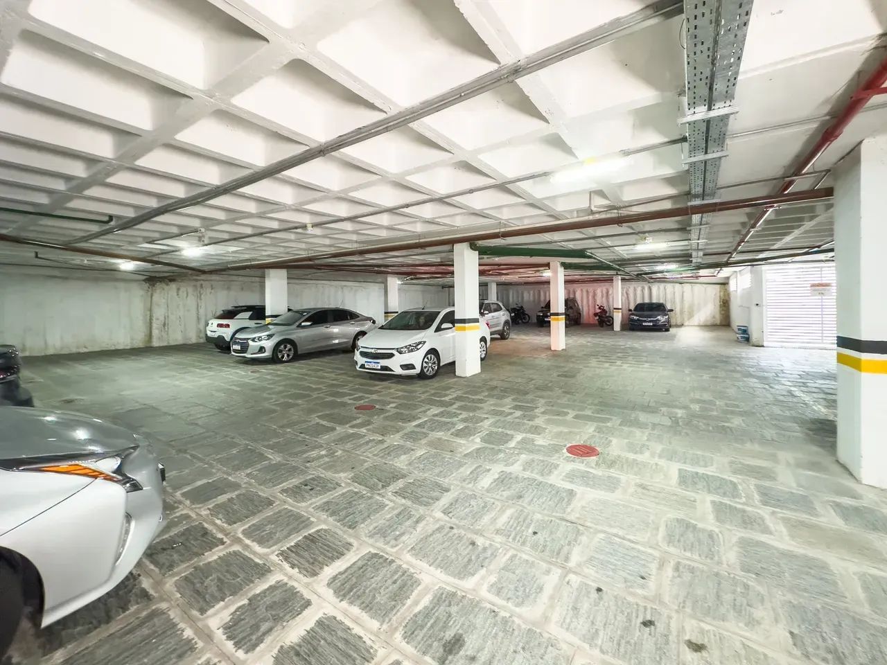 Salas e lojas Comerciais na Unidade Miramar, A sala fica no 2° ANDAR - Foto 5