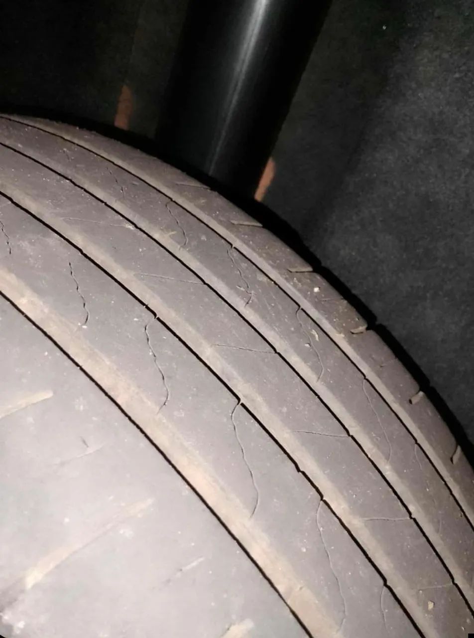 Fiat Linea LX 1.9/ 1.8 Flex 16V 4P 2011 - Foto 7