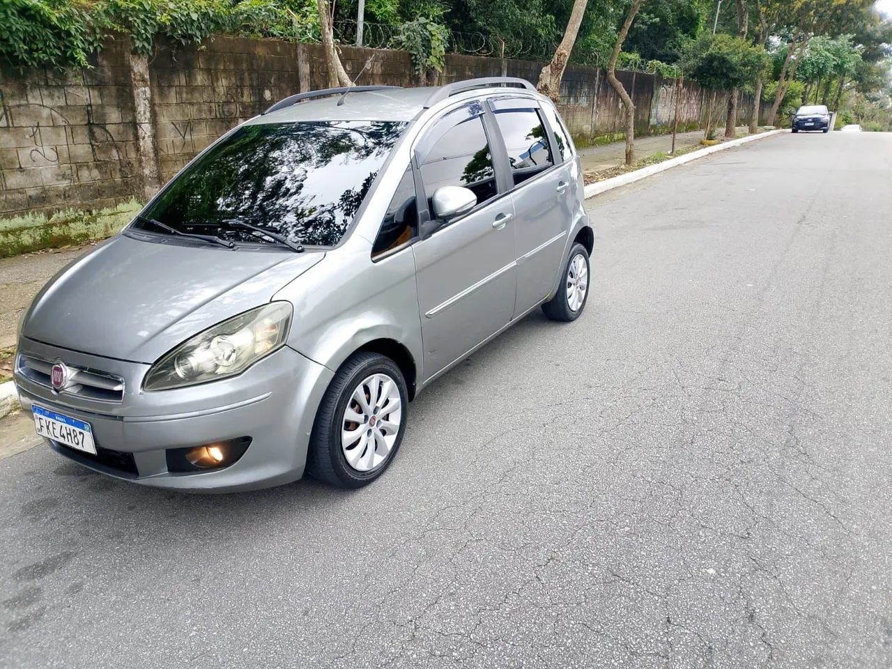 Fiat Idea Attractive 1.4 Fire Flex 8V 5P 2014