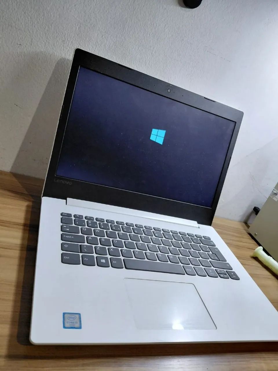Notebook Lenovo i3 Branco impecável  - Foto 4