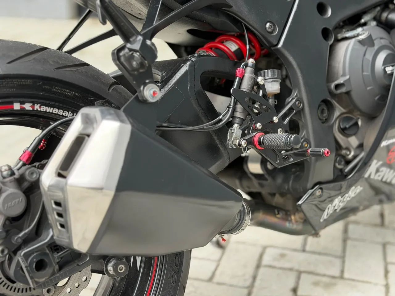 Ninja Zx-10/ Zx-10r 1000cc 2011 - 1535401583 | OLX