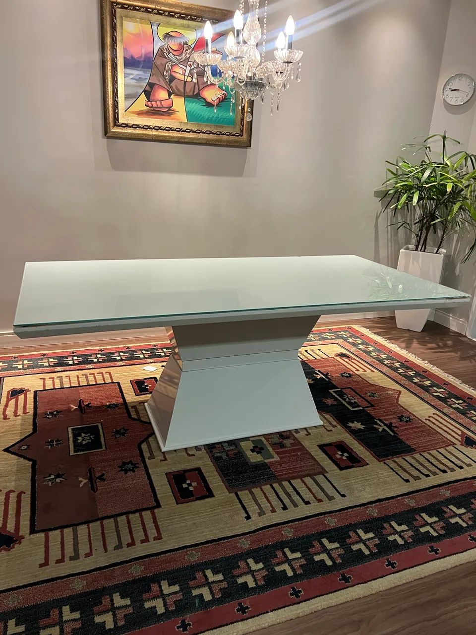 Mesa em laca branca 