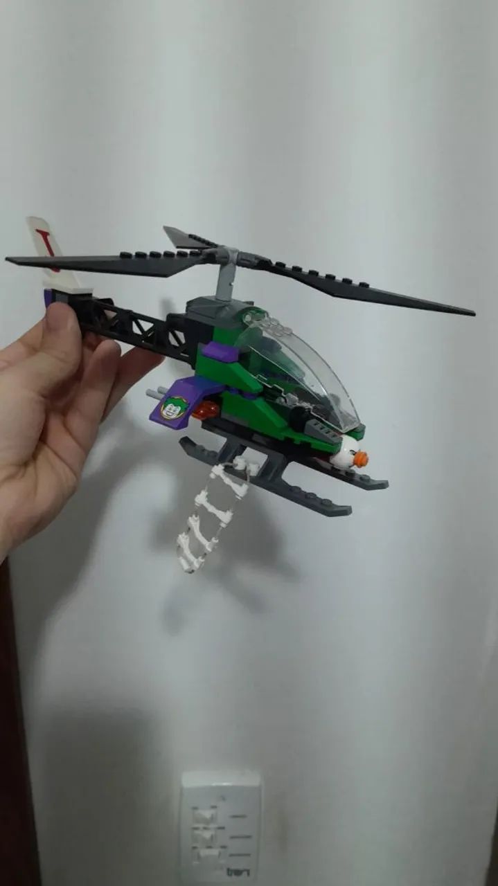Helicóptero Lego do Coringa