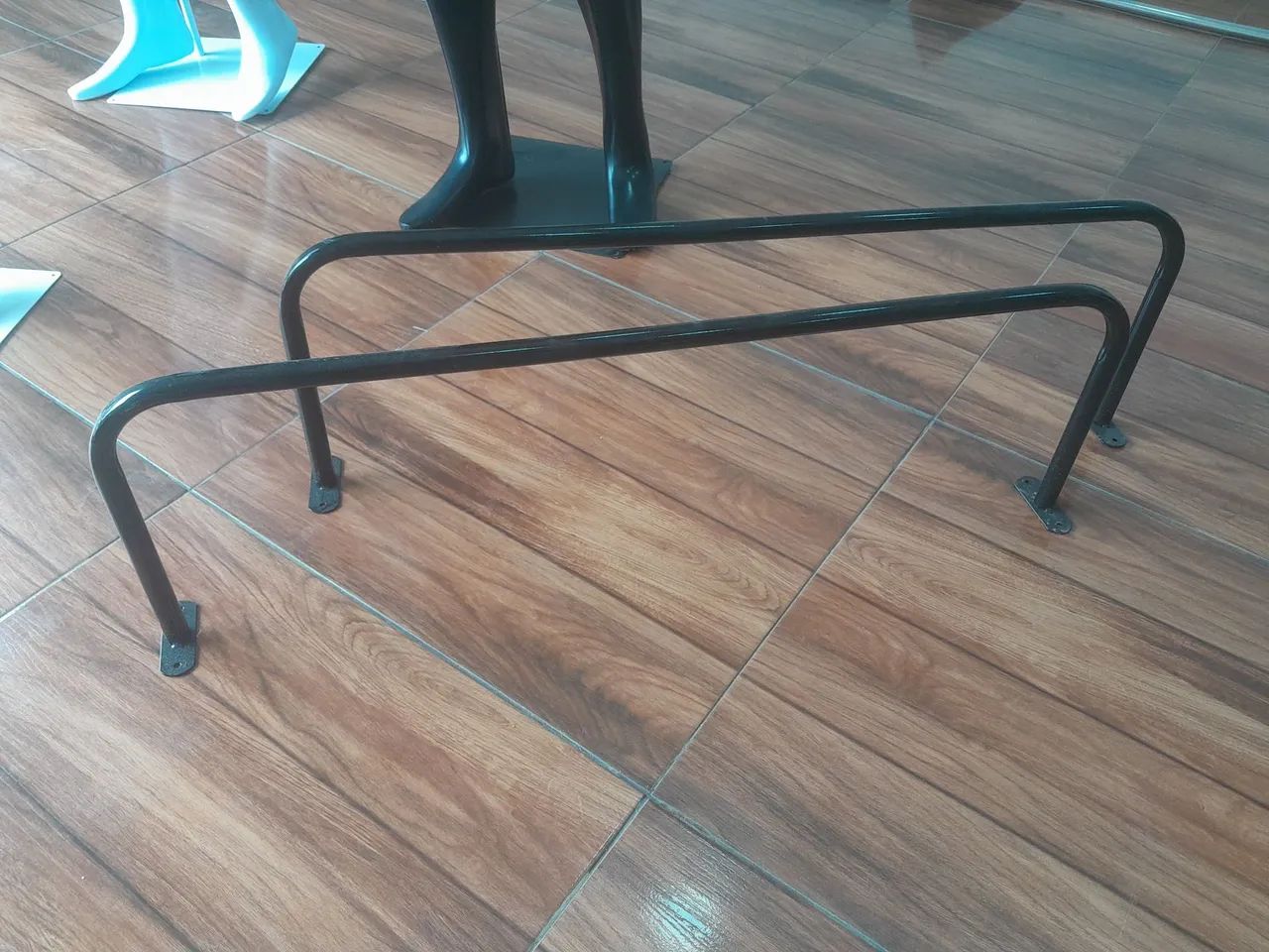 Arara preta de parede  - Foto 2