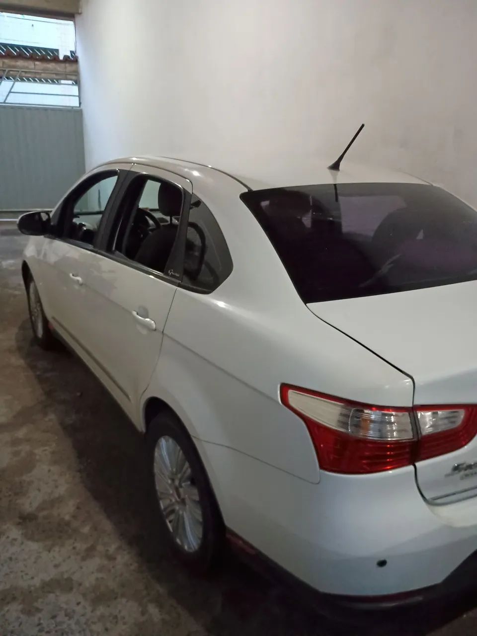 Fiat Grand Siena 2015