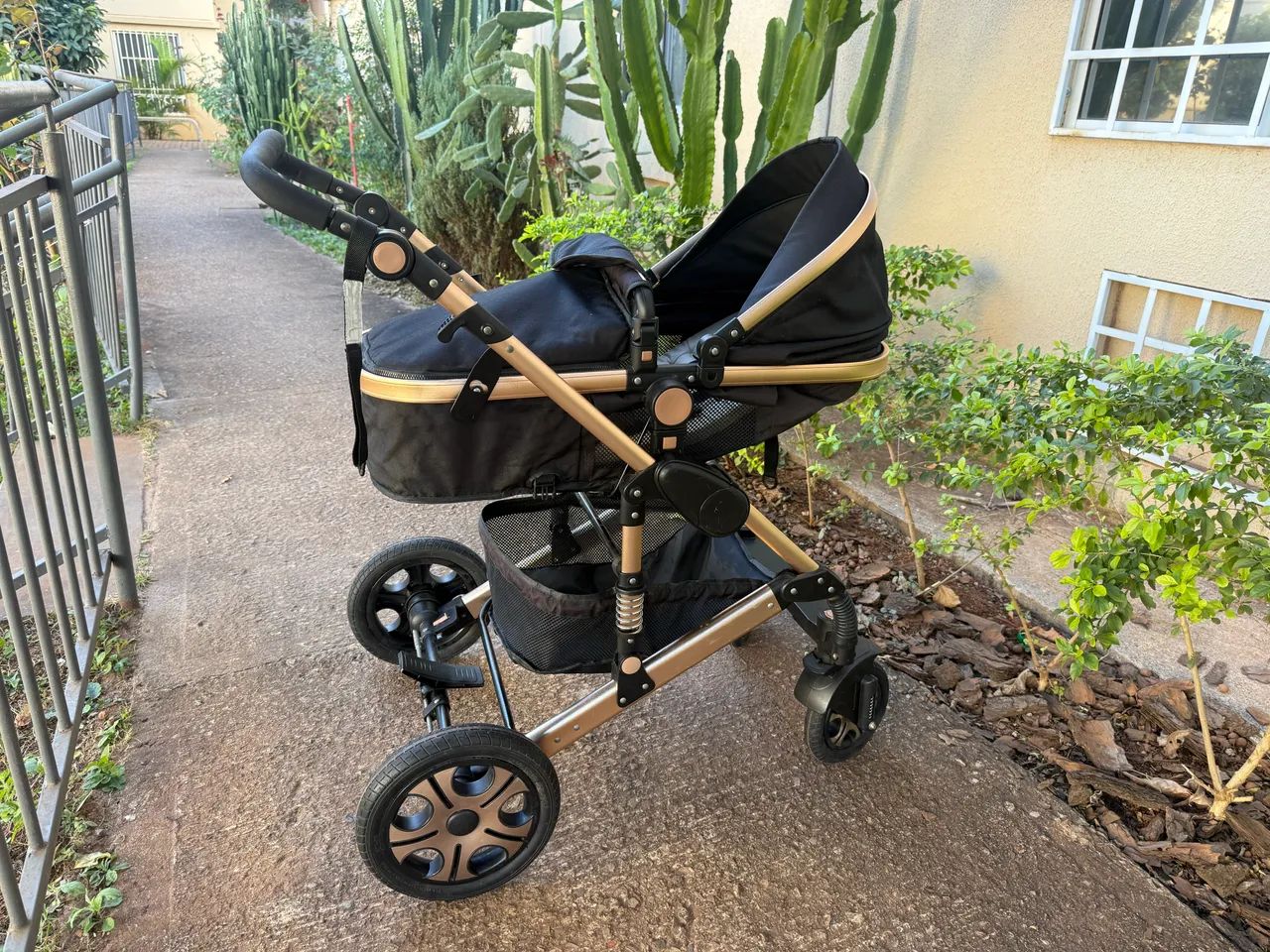 Carrinho de bebê importado  - Foto 4